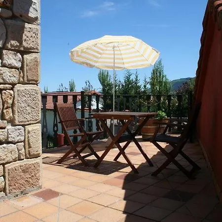 Centro De Turismo Rural La Coruja Del Ebro Valderredible Room photo
