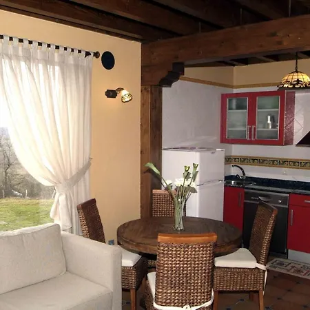 Centro De Turismo Rural La Coruja Del Ebro Valderredible Room photo
